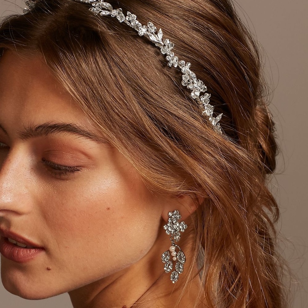 NWT David’s Bridal Wedding headband or tiara!